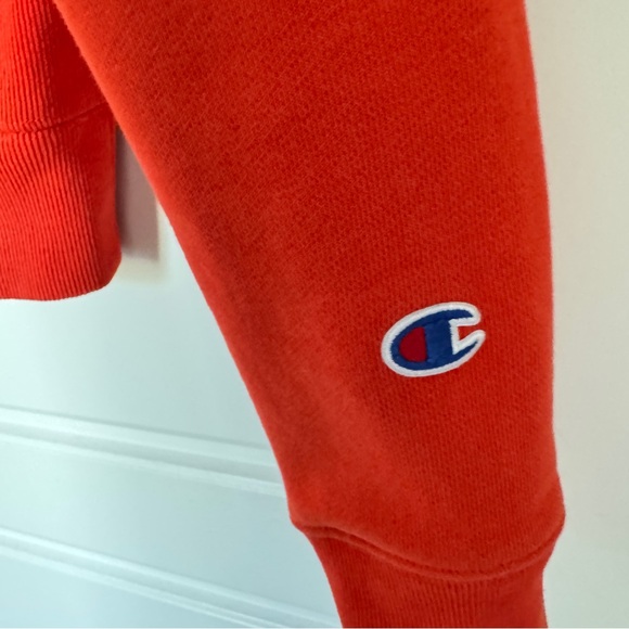 Champion UO Exclusive Script Crew Neck Sweatshirt reverse weave extra small - Picture 6 of 7